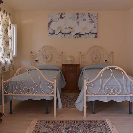 La Locanda Francigena Bed and Breakfast Lucca Exterior foto