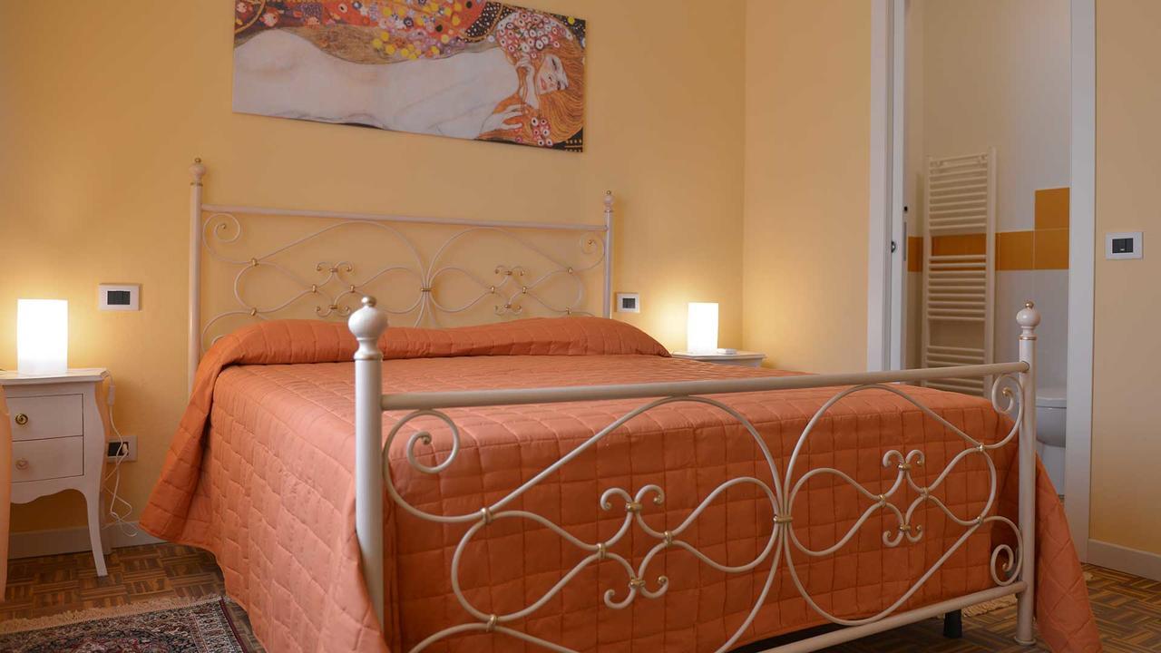 La Locanda Francigena Bed and Breakfast Lucca Exterior foto