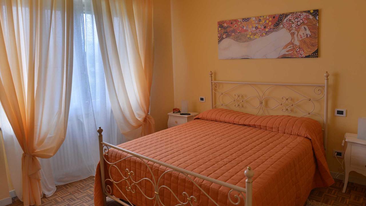 La Locanda Francigena Bed and Breakfast Lucca Exterior foto