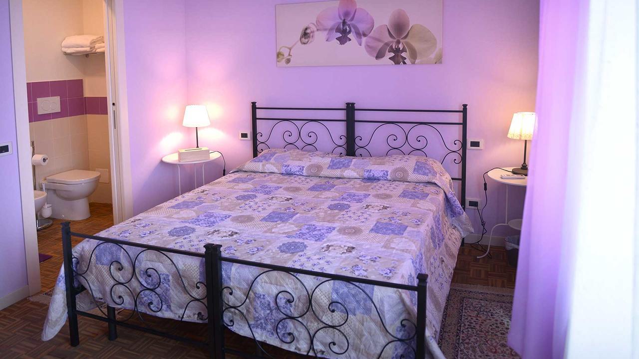 La Locanda Francigena Bed and Breakfast Lucca Exterior foto