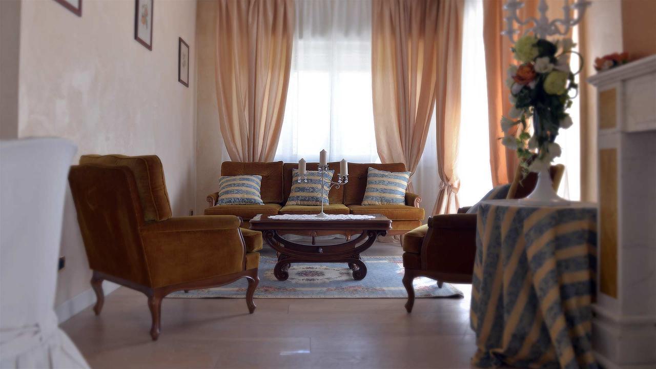 La Locanda Francigena Bed and Breakfast Lucca Exterior foto